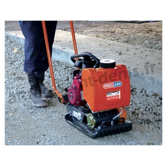 ALTRAD PCLX 320 : Plaque Vibrante Marche Avant Compacte & Polyvalente