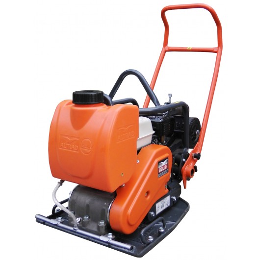 Plaque vibrante thermique Altrad PCX 17/50A avec réservoir eau pour compactage enrobé