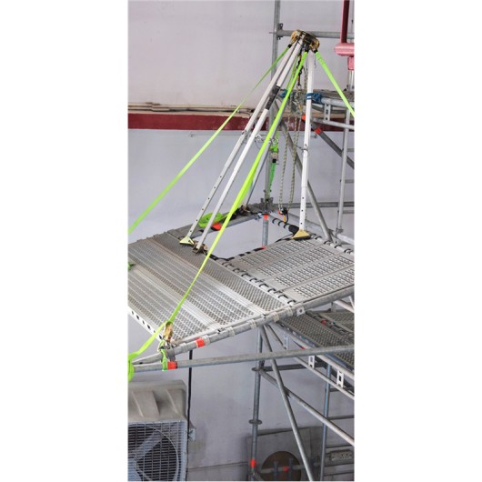 KRATOS SAFETY - QuadPod pour sauvetage/évacuation en montagne et en espaces confinés KRATOS SAFETY - QuadPod pour sauvetage/évacuation en montagne et en espaces confinés
