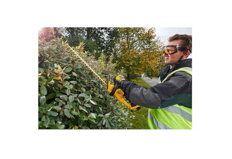 DEWALT - Taille-haies XR 18V DEWALT - Taille-haies XR 18V