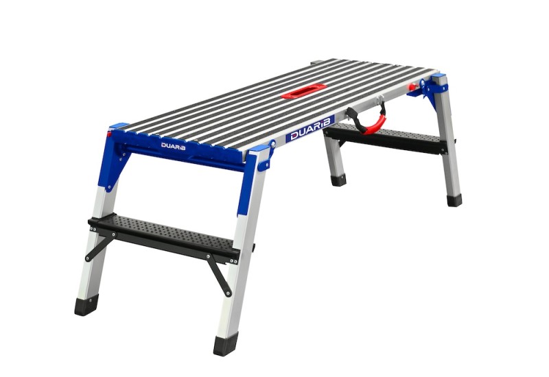 Marche pied aluminium DUARIB Twin Step déplié avec large plateforme de travail antidérapante