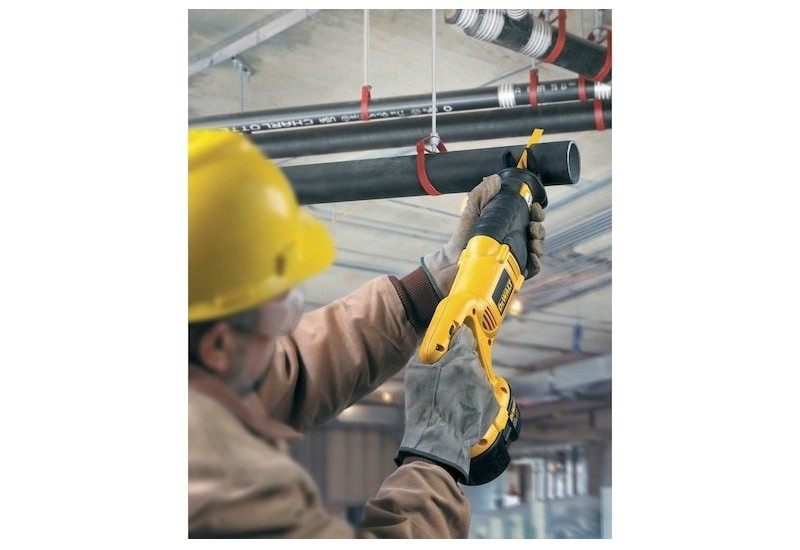 DEWALT - Lame de scie sabre BiM pour la coupe du métal 152 mm