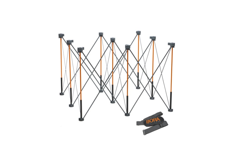 Composition de ce support de travail avec sa sangle de transport. Composition de ce support de travail avec sa sangle de transport.