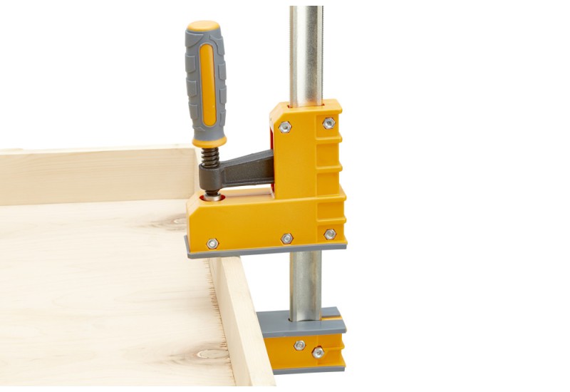 lot de deux serre‑joints parallèles BORA 40 in sur établi bois lot de deux serre‑joints parallèles BORA 40 in sur établi bois