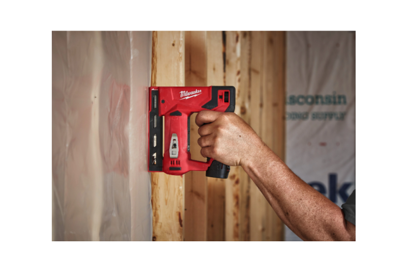 MILWAUKEE - M12 BST-0 - Agrafeuse 12V Sans Fil, sans batterie (Machine nue) MILWAUKEE - M12 BST-0 - Agrafeuse 12V Sans Fil, sans batterie (Machine nue)