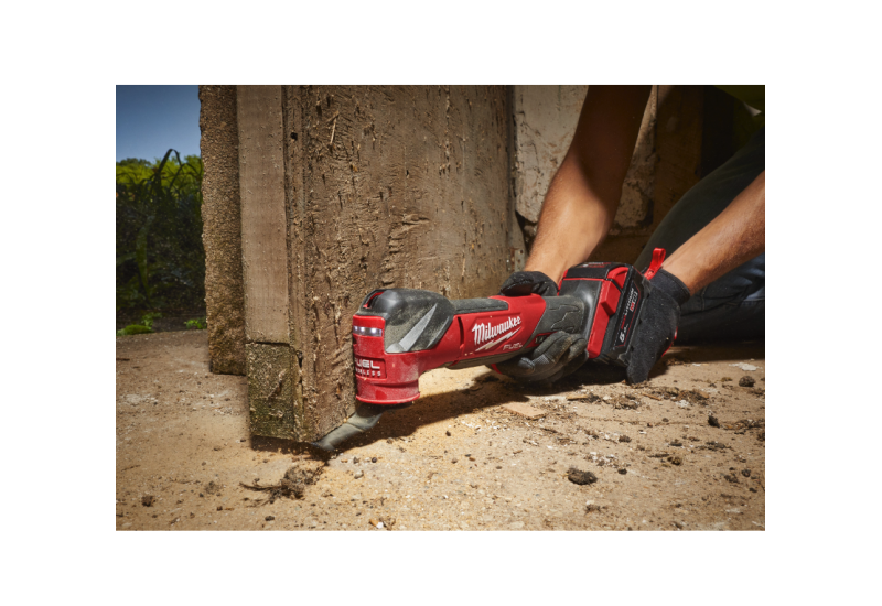 MILWAUKEE - M18 FMT-0X - Outil Multifonction FUEL 18V, sans batterie ni chargeur MILWAUKEE - M18 FMT-0X - Outil Multifonction FUEL 18V, sans batterie ni chargeur