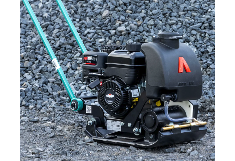 Plaque Vibrante AMMANN APF 10/33 - Moteur Vanguard Pro pour Asphalte Plaque Vibrante AMMANN APF 10/33 - Moteur Vanguard Pro pour Asphalte