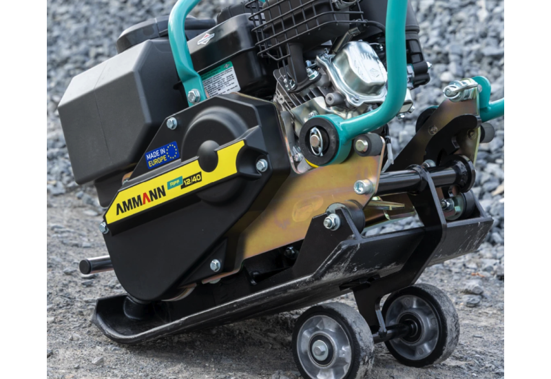 Plaque Vibrante APF 12/40 Briggs - Compactage Pro & Maniable - Largeur de compactage: 400 mm