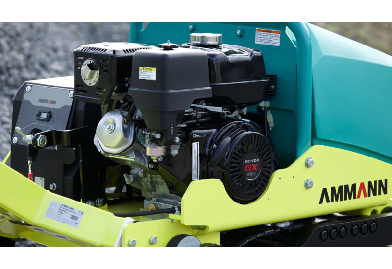 Rouleau à guidage manuel avec bille directrice Ammann ARW 65S - Moteur HATZ Diesel - Démarrage électrique Rouleau à guidage manuel avec bille directrice Ammann ARW 65S - Moteur HATZ Diesel - Démarrage électrique