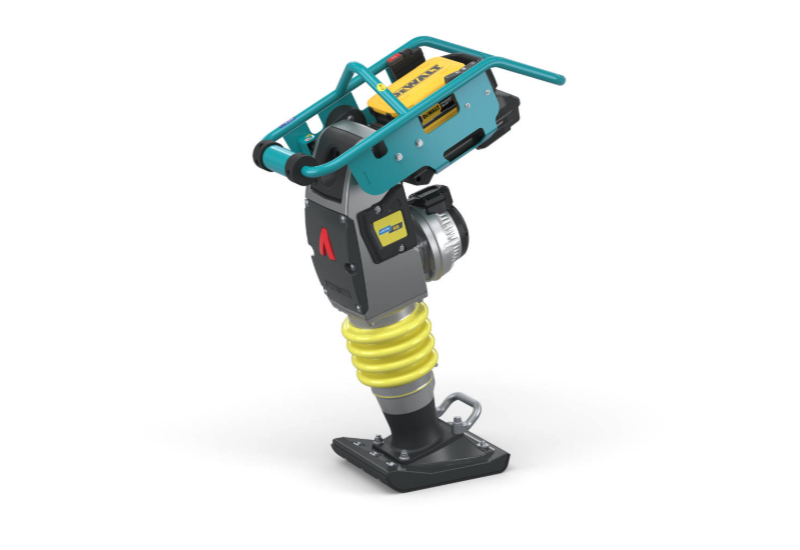 Pilonneuse à entraînement électrique Ammann eATR 68 - Zéro Émission pour Pros - Largeur: 280 mm - Poids d'exploitation: 70,4 kg Pilonneuse à entraînement électrique Ammann eATR 68 - Zéro Émission pour Pros - Largeur: 280 mm - Poids d'exploitation: 70,4 kg