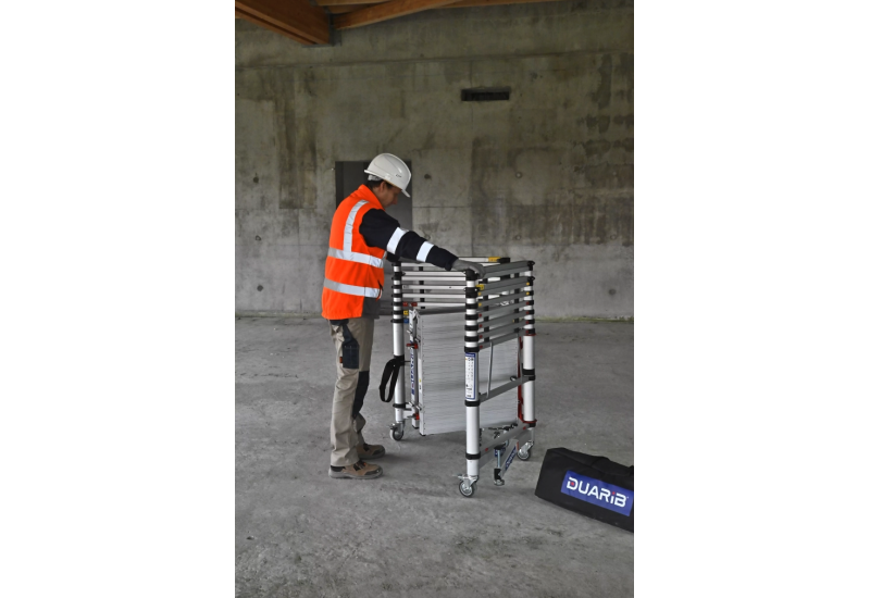DUARIB - Échafaudage roulant télescopique TELETOWER 2 - 5 hauteurs de travail maxi de 3.10 à 4 m DUARIB - Échafaudage roulant télescopique TELETOWER 2 - 5 hauteurs de travail maxi de 3.10 à 4 m