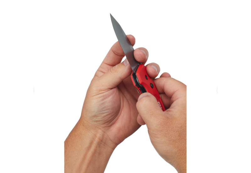 Couteau Milwaukee Fastback - Ouverture 1 Main pour Pros Couteau Milwaukee Fastback - Ouverture 1 Main pour Pros