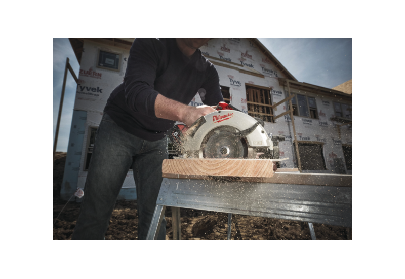 MILWAUKEE - M18 BLCS66-502X - Scie circulaire 66mm, 18V, 5Ah MILWAUKEE - M18 BLCS66-502X - Scie circulaire 66mm, 18V, 5Ah