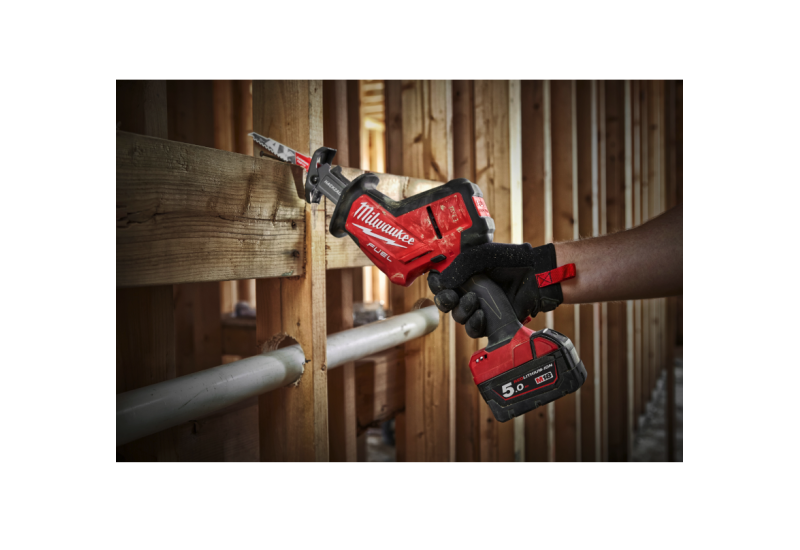 MILWAUKEE - M18 FHZ-0X - Scie sabre compacte FUEL 18V, sans batterie MILWAUKEE - M18 FHZ-0X - Scie sabre compacte FUEL 18V, sans batterie