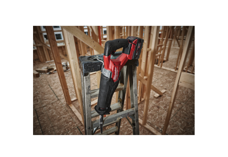 MILWAUKEE - M18 FSZ-0X - Scie sabre FUEL 18V, sans batterie MILWAUKEE - M18 FSZ-0X - Scie sabre FUEL 18V, sans batterie