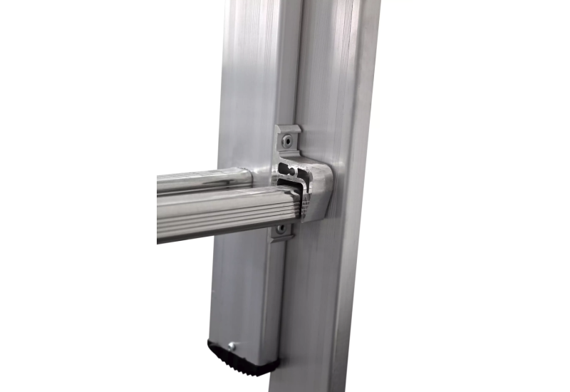 Échelle coulissante 2x8 barreaux DUARIB CM2 - Hauteur d'accès 4,95m