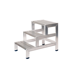 Solide MT453 : Plate-forme 3 Marches 45° Accès Sécurisé