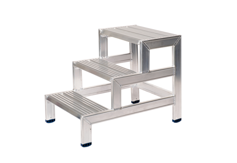 Solide MT453 : Plate-forme 3 Marches 45° Accès Sécurisé