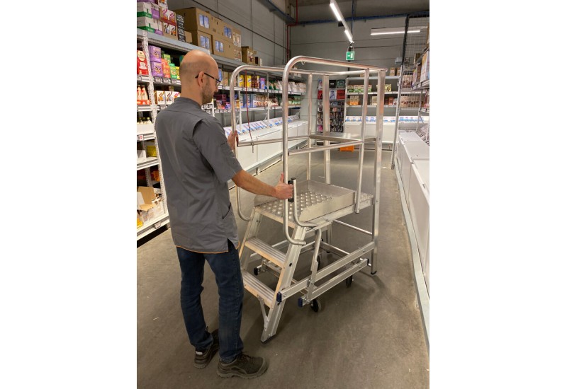 SOLIDE WHK2 : Plateforme Mobile Entrepôt Grande Stabilité (2 Marches)