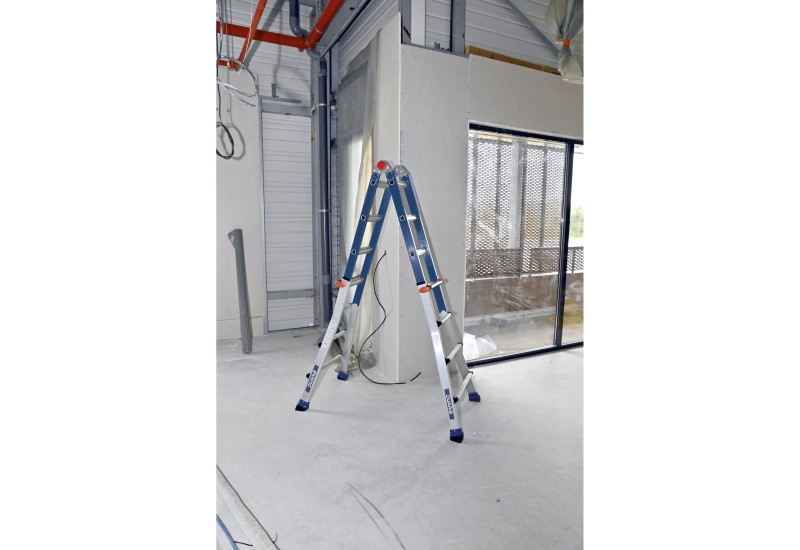 Duarib TT4 : Échelle Articulée Télescopique & Grande Hauteur