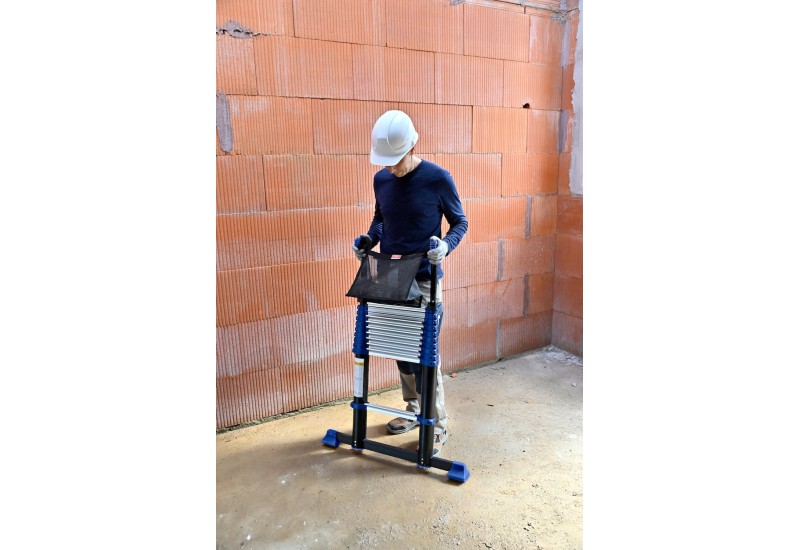 Échelle télescopique Space Bamboo DUARIB en position murale