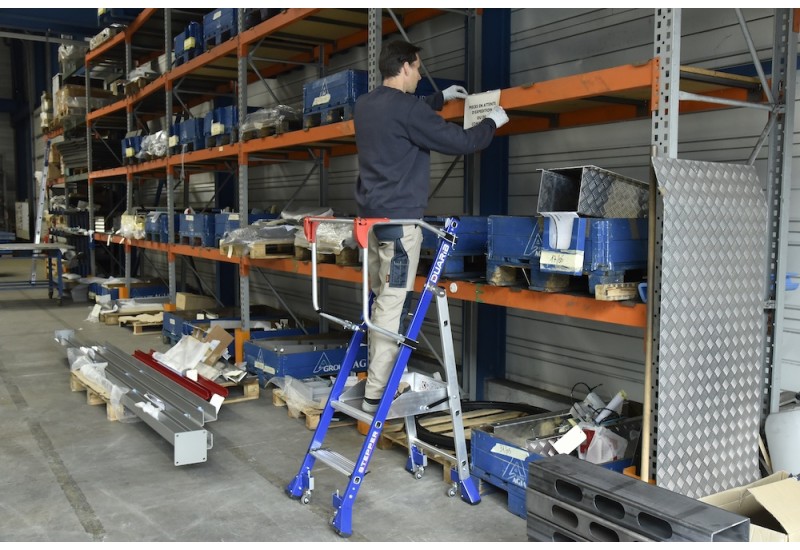 Duarib Stepper 3 Marches : Plateforme de Rayonnage Ergonomique EMER