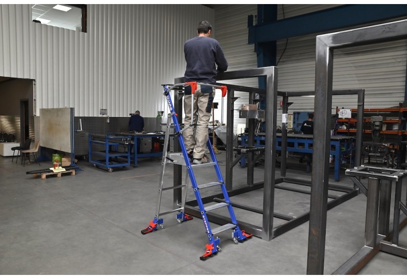 Duarib Stepper 4 Marches : Plateforme de Rayonnage Grande Hauteur (EMER)