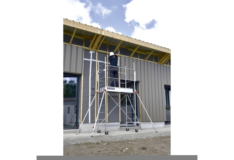 Roue pivotante et stabilisateur télescopique de l'échafaudage roulant acier galvanisé.