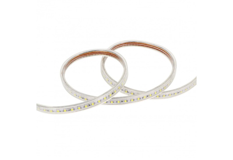 Détail du led en ruban sécable tous les mètres avec marquage de coupe