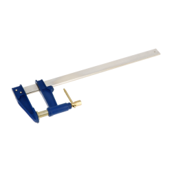 Serre-joint à pompe Wilmart 60cm robuste avec rail 35x8 et saillie 105mm pour serrage puissant sans flexion.