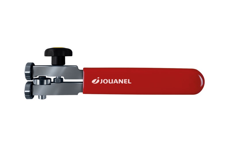 Zoom sur le système de réglage de pression par molette et les galets anti-corrosion Jouanel.