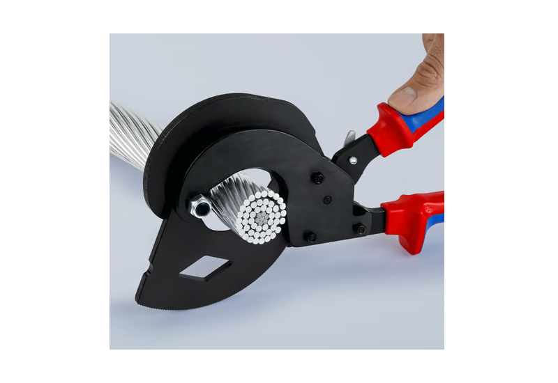 Poignées bi-matière et mécanisme de verrouillage pince Knipex 9532340SR.