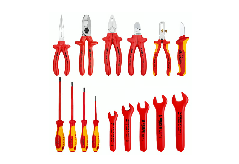 Kit électricien 1000V Knipex 989913 ouvert présentant les pinces et clés.