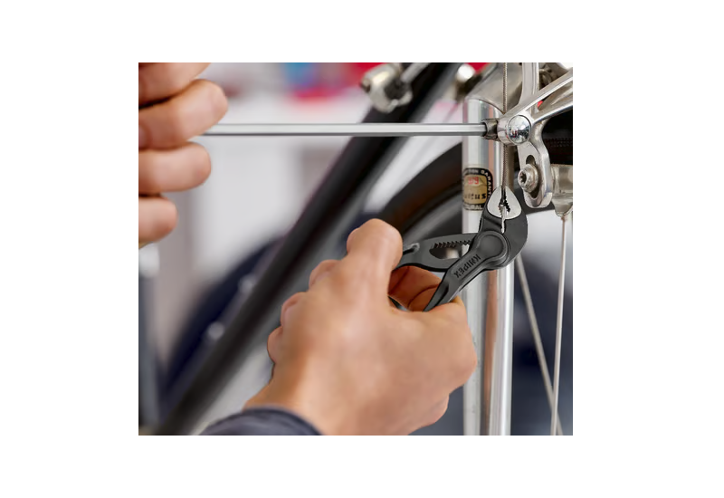 Pince multiprise de poche Knipex Cobra XS pour électronique et maintenance