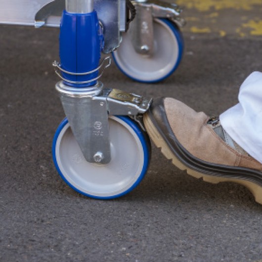 ECHAFAUDAGE ROULANT INSIDER 120 SX COLOR - HAUTEUR TRAVAIL : 4.70 M - ALUMINIUM - TUBESCA COMABI